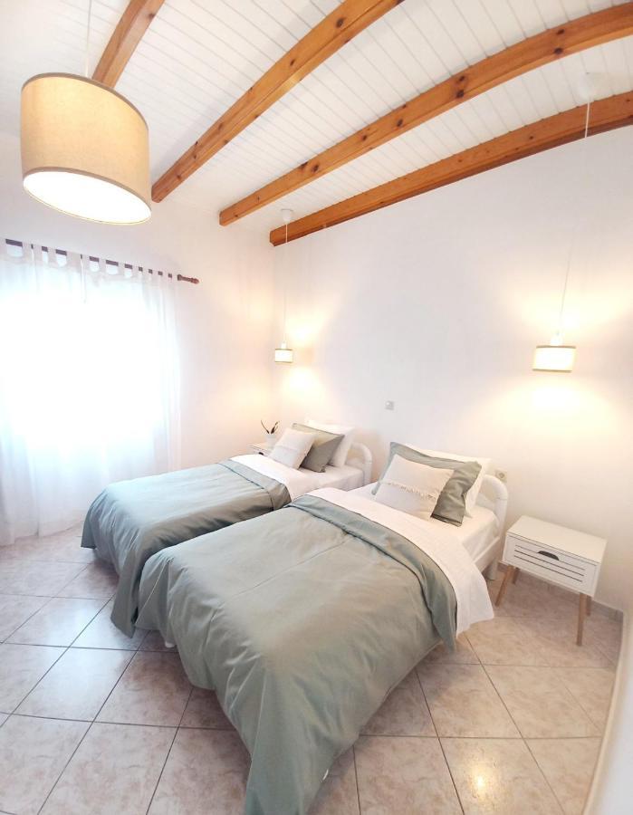 Manolia Apartments Ipsos Bagian luar foto